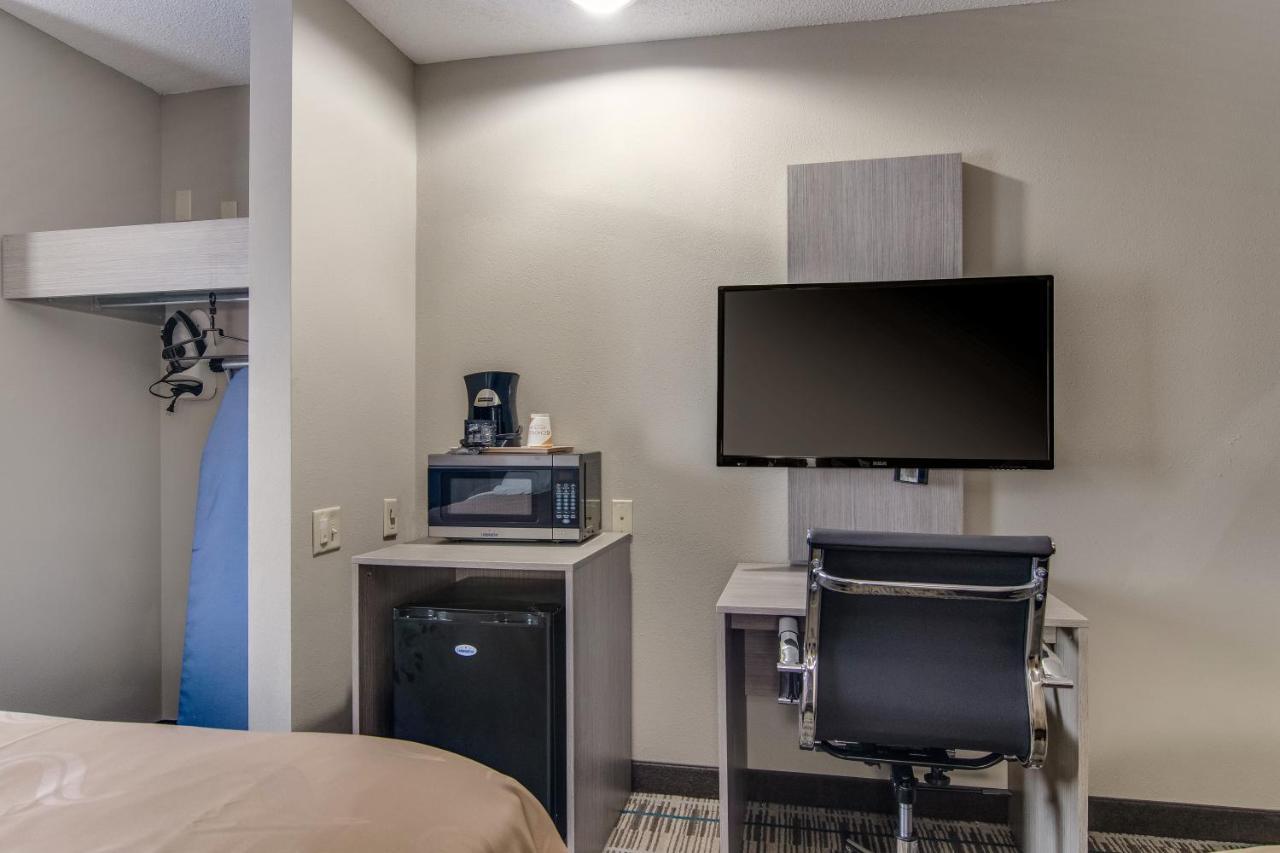 Quality Inn & Suites Grove City-Outlet Mall المظهر الخارجي الصورة