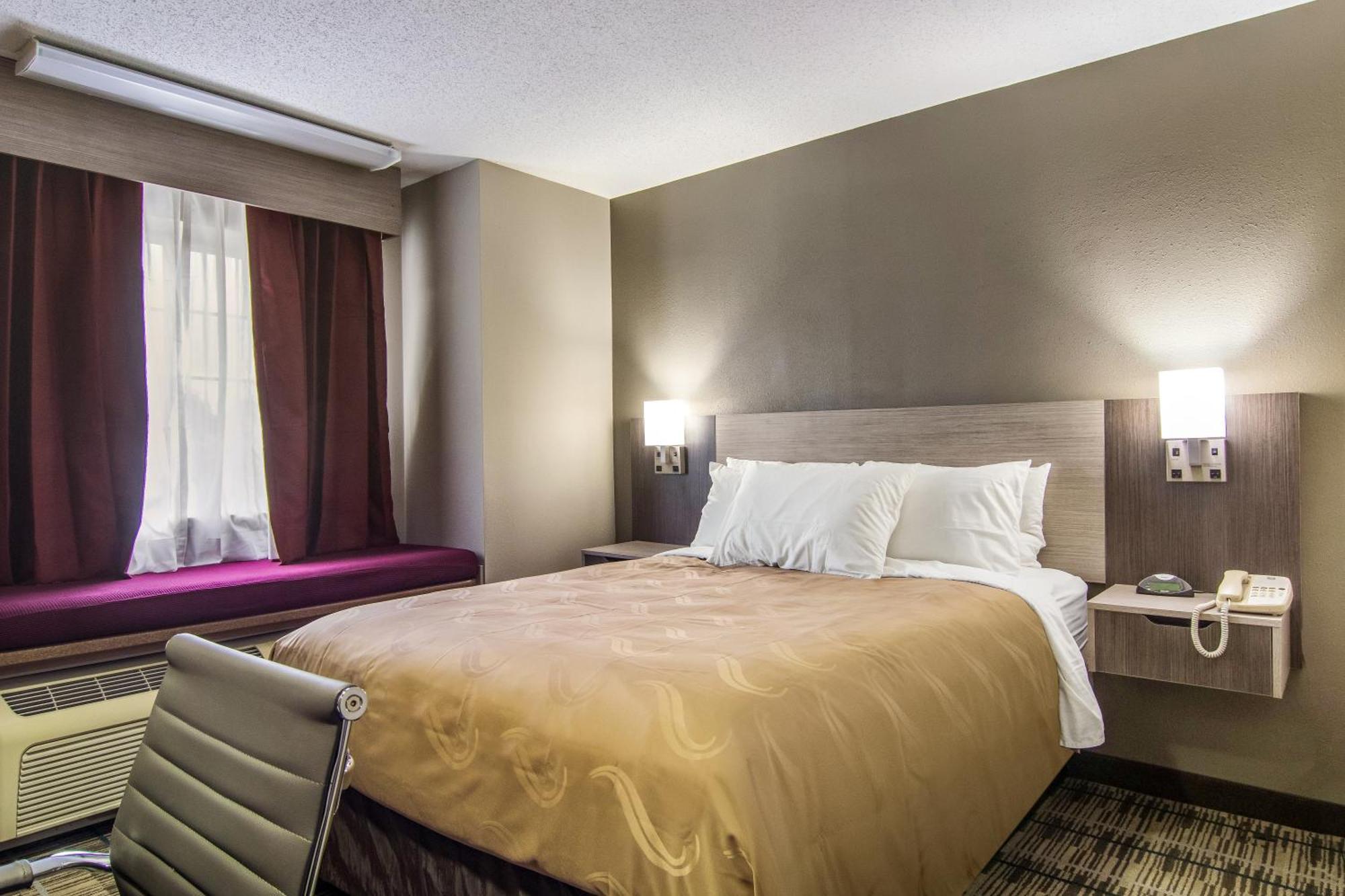 Quality Inn & Suites Grove City-Outlet Mall المظهر الخارجي الصورة