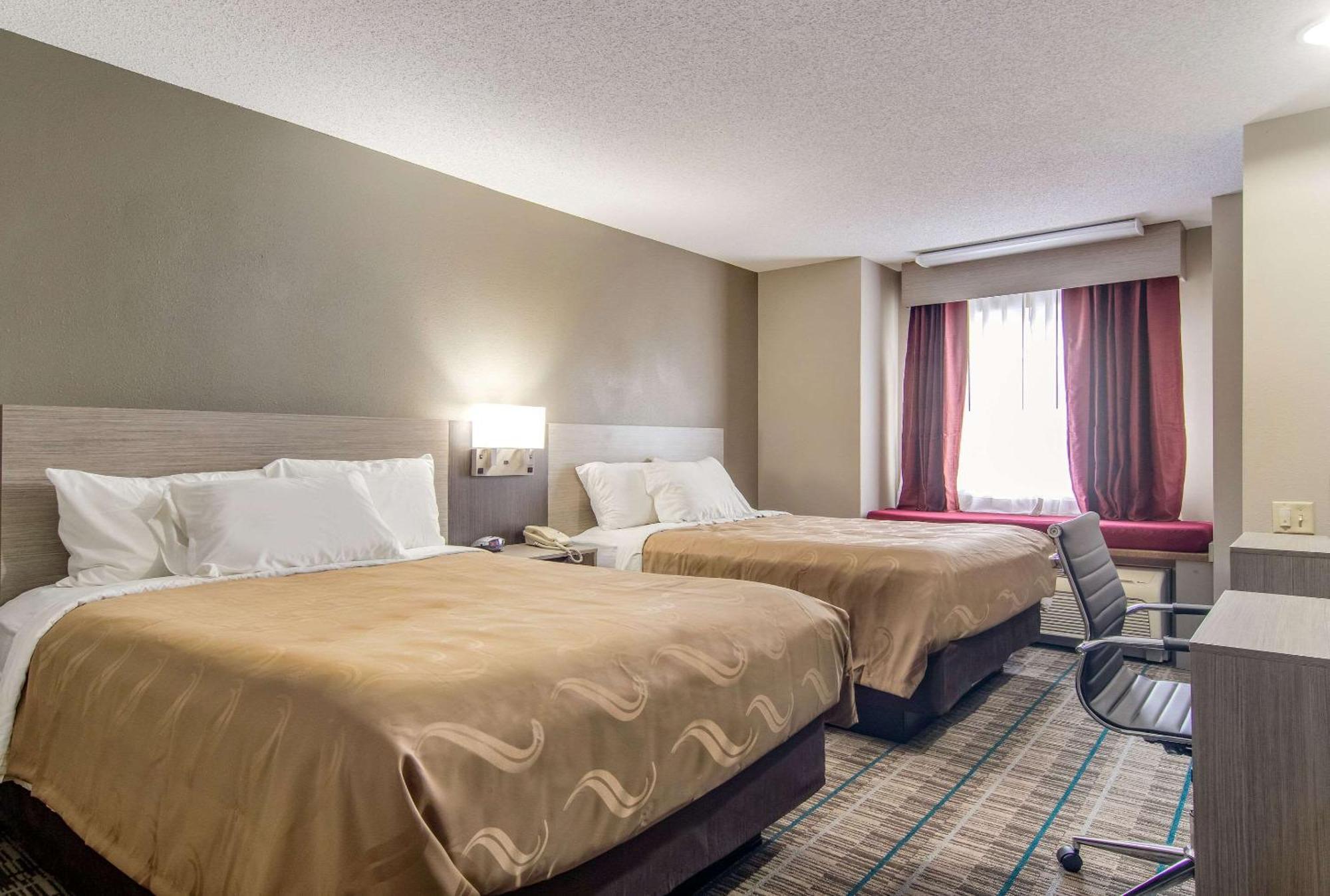 Quality Inn & Suites Grove City-Outlet Mall المظهر الخارجي الصورة