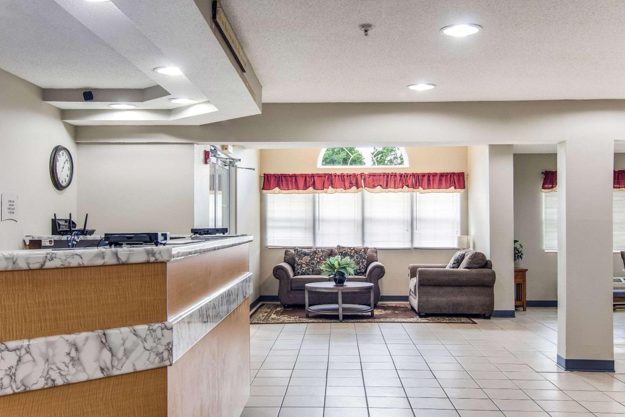 Quality Inn & Suites Grove City-Outlet Mall المظهر الخارجي الصورة
