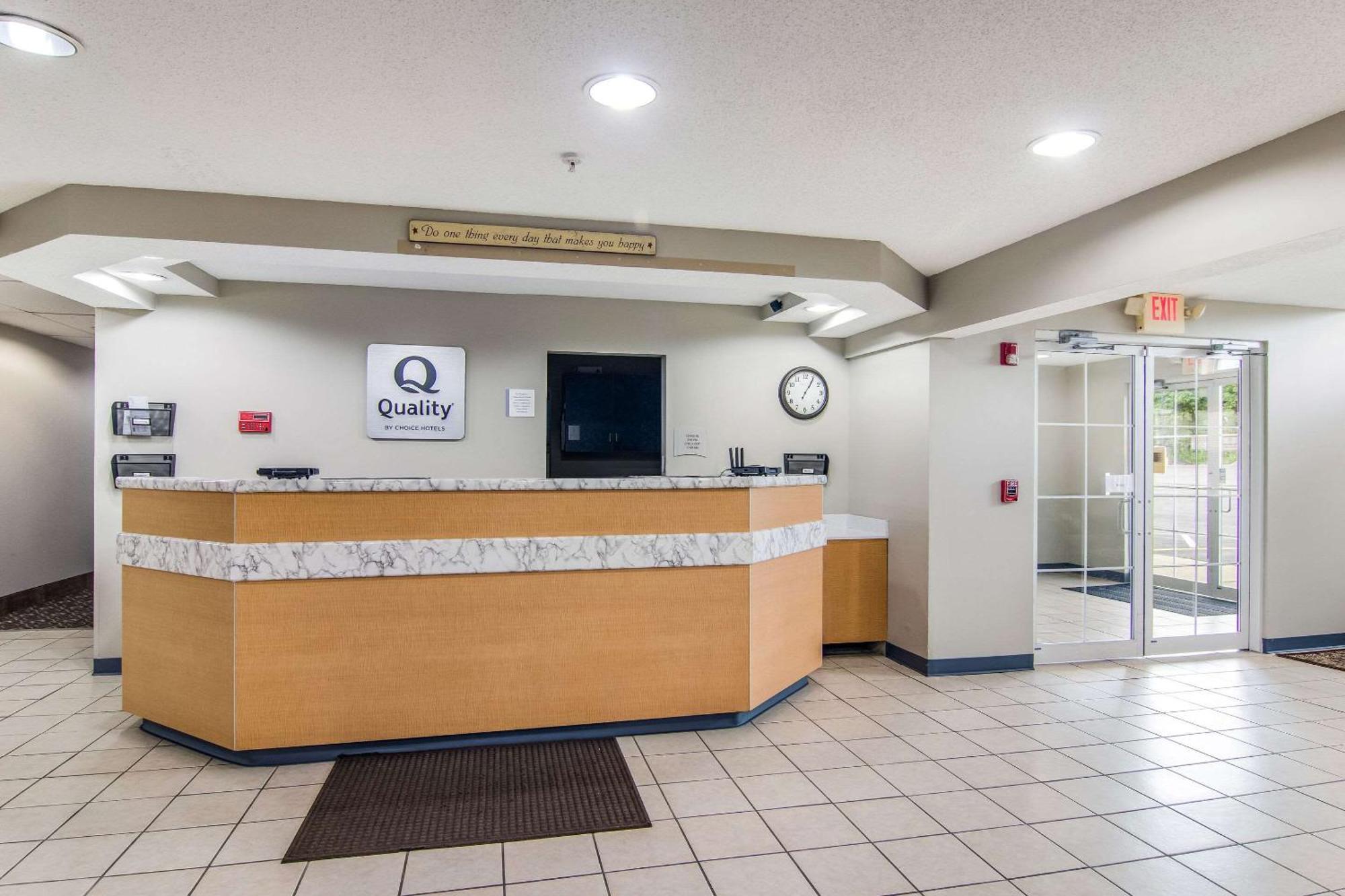 Quality Inn & Suites Grove City-Outlet Mall المظهر الخارجي الصورة